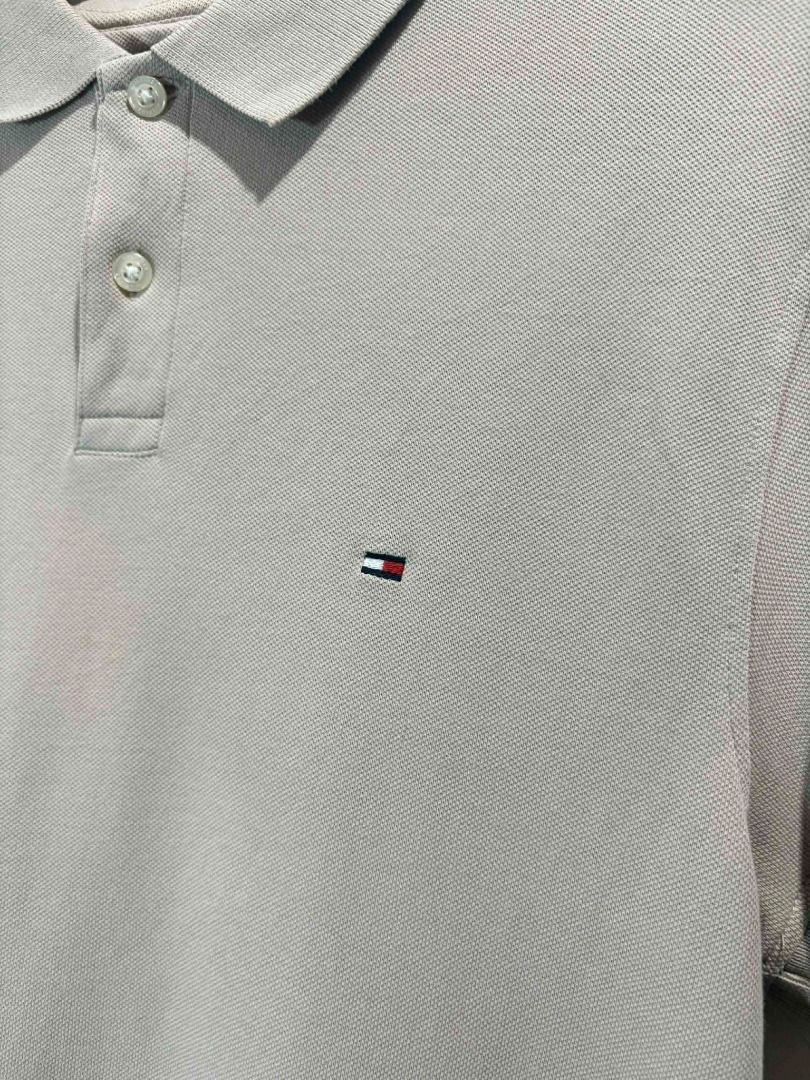 Tommy Hilfiger polo shirt (small) (Category: Tshirts & Polo Shirts ) located in Manila. Submitted by thriftomnl (Listing ID 1443082234, Image 3). Description: 📝Details: Small +SIZE (inches) length: 27 width: 23 +Condition: 9.5/10 +Color: 10/10 Model height (for reference) 5'3 📍J&t express/lalamove 📍free delivery muntinlupa area only.