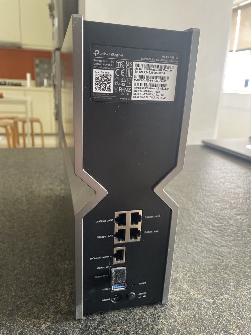TP-Link Model E8810v (StarHub)478259131460495361