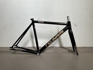 (Category: ) located in . Submitted by trustbikes (Listing ID 1442979403, Image 1). Description: .
