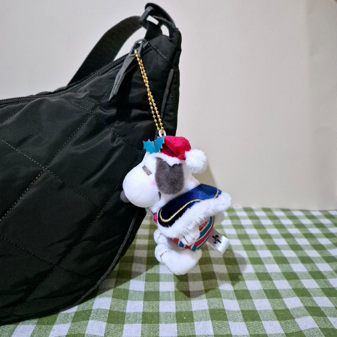 Universal Studios Japan Snoopy Christmas Charm (approx 10cm) (Category: Character Goods) located in Lapu Lapu. Submitted by snuggleplushph (Listing ID 1442931600, Image 2). Description: .