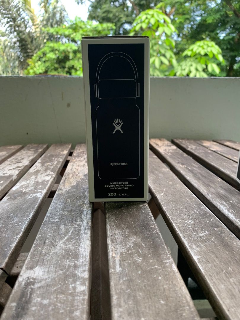 Unopened Hydro Flask Micro Water Bottle 200ML478321673818624001