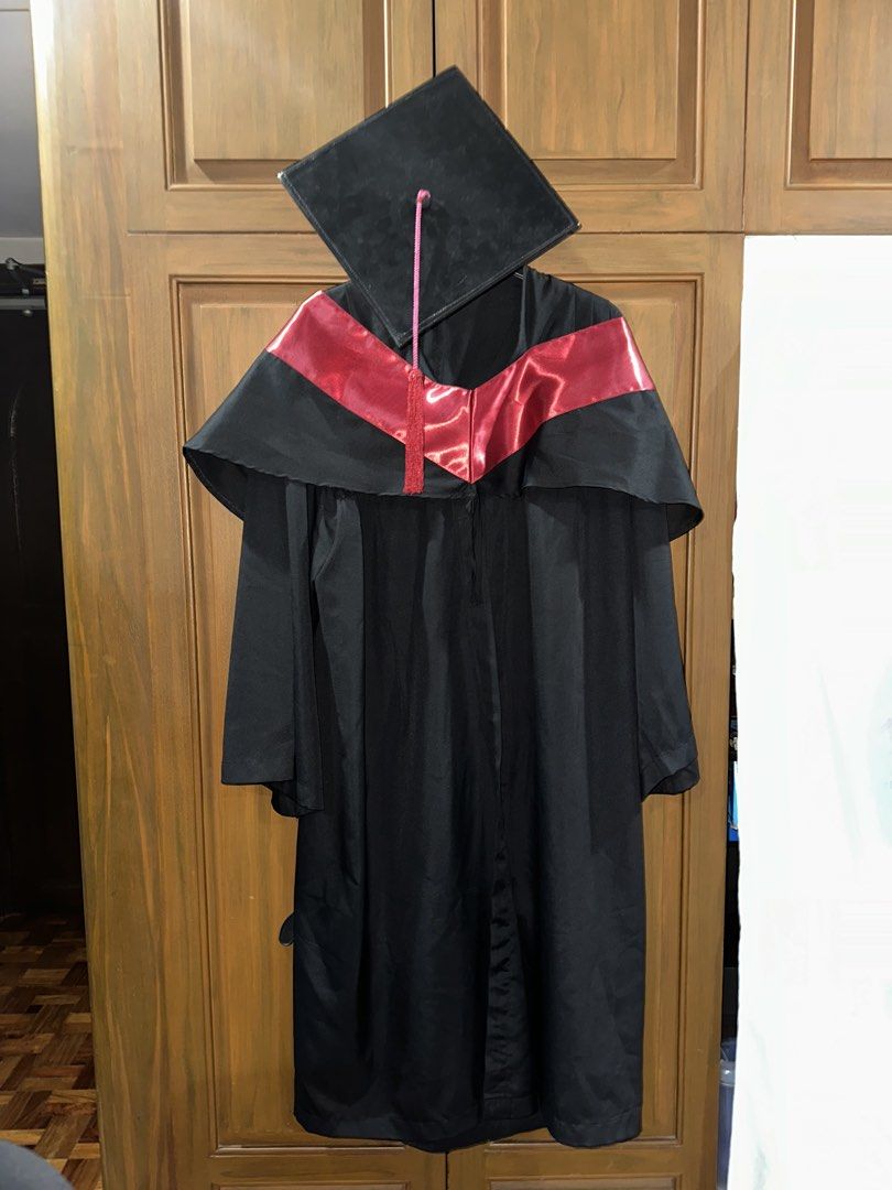 UST Architecture Toga Set (Category: Sets & Coordinates) located in Davao. Submitted by smfya (Listing ID 1442940690, Image 2). Description: University of Santo Tomas College of Architecture Toga Set (XL) Like new condition Selling it for cheaper than what the school offers Will ship from Pasig.