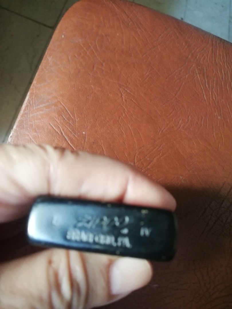 vintage zippo lighter (Category: Vintage Collectibles) located in Paranaque City. Submitted by 4thestate.surplusan (Listing ID 1442997342, Image 2). Description: vintage zippo lighter..