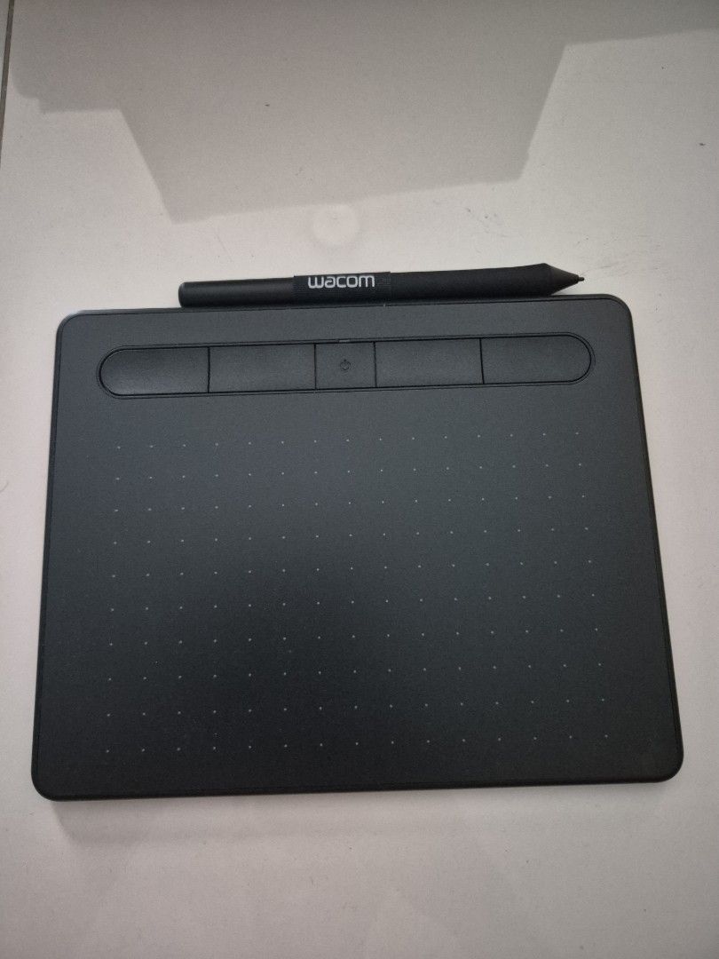Wacom Intuous Drawing Tablet with Pen