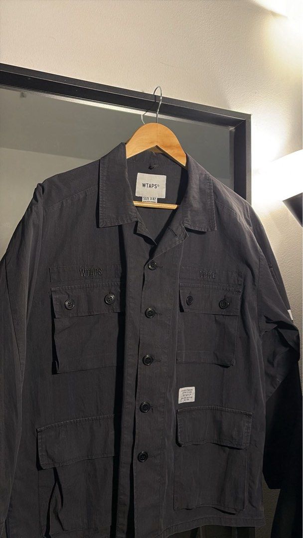 wtaps jacket (Category: Activewear) located in Besut. Submitted by haaaaa7 (Listing ID 1443076997, Image 1). Description: wtaps army cotton twill jacket size 02 pit 23 L27.
