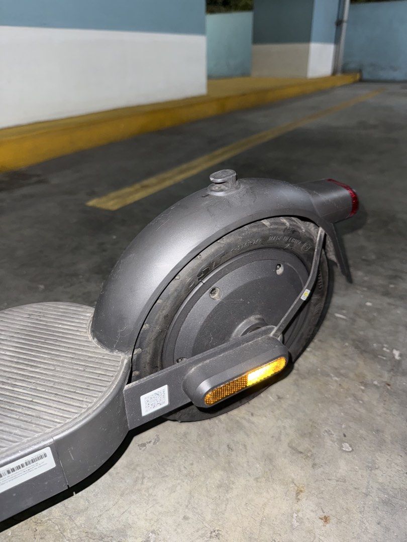 Xiaomi Electric Scooter 4 Pro (2nd Gen) (Category: Skates, Rollerblades & Scooters) located in Caloocan City. Submitted by maxiixvi (Listing ID 1442930545, Image 3). Description: Xiaomi Electric Scooter 4 Pro (2nd Gen) Experience powerful urban mobility with the Xiaomi Electric Scooter 4 Pro (2nd Gen), engineered for commuters and adventure seekers who want longer range, stronger performance, and enhanced safety in every ride. Key Features * ⚡ 10