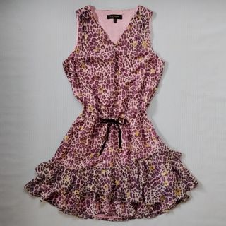 (Category: ) located in . Submitted by waybackcouture (Listing ID 1442976992, Image 1). Description: .