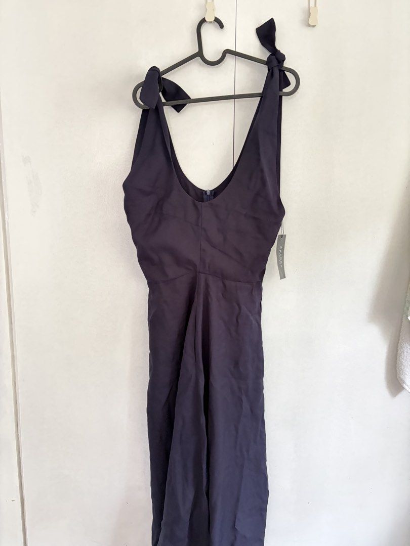 Zalora blue dress (Category: Dresses) located in Quezon City. Submitted by Shopwithme (Listing ID 1443017037, Image 1). Description: No issue brand new Rfs: Decluttering Price: 400 Makati.