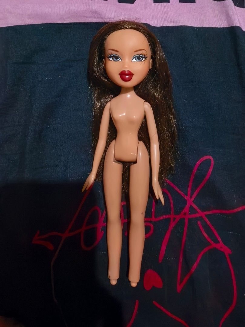 2001 Bratz Funk Out Yasmin (Category: Kids Toys) located in Manila. Submitted by TheFabulousCloset.ph (Listing ID 1241644067, Image 1). Description: Onhand and ready to ship! Preloved from US 🇺🇸 Sold as is.. 2001 Bratz Funk Out Yasmin Open for Layaway basis with down payment! Pm our page for more details!.