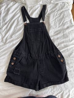 (Category: ) located in . Submitted by mayflower1 (Listing ID 1443187017, Image 1). Description: .