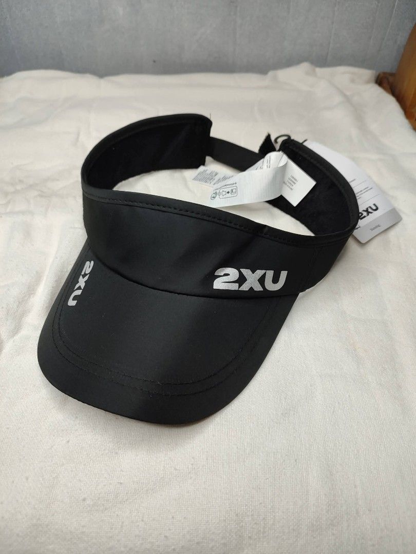 2XU Running Visor Black (Category: Hats & Beanies) located in Baguio. Submitted by barepicksph (Listing ID 1443277851, Image 1). Description: - Brand new black 2XU running visor - Lightweight and breathable material - Adjustable strap for a secure and comfortable fit - Perfect for running and all outdoor activities - Still has original tags attached.