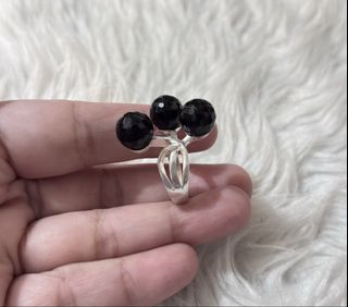 (Category: ) located in . Submitted by dalle_closet (Listing ID 1443189400, Image 1). Description: .