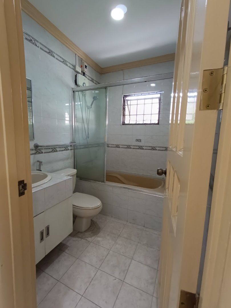 ACROPOLIS HOUSE AND LOT (Category: House & Lot) located in Paranaque City. Submitted by winkyv (Listing ID 1443258564, Image 3). Description: Acropolis Property For Sale Corner lot/ Prime location Lot area 414 sqm Floor area approx 1000sqm 4 car garage 5 Br / T&B Maids/driver's room with own T&B 195M negotiable I am direct to the owner. 09055511174 09190751174 https://youtube.com/shorts/H-JImezbU4I?si=xf_r9Rs7ZEJ1MgMb.