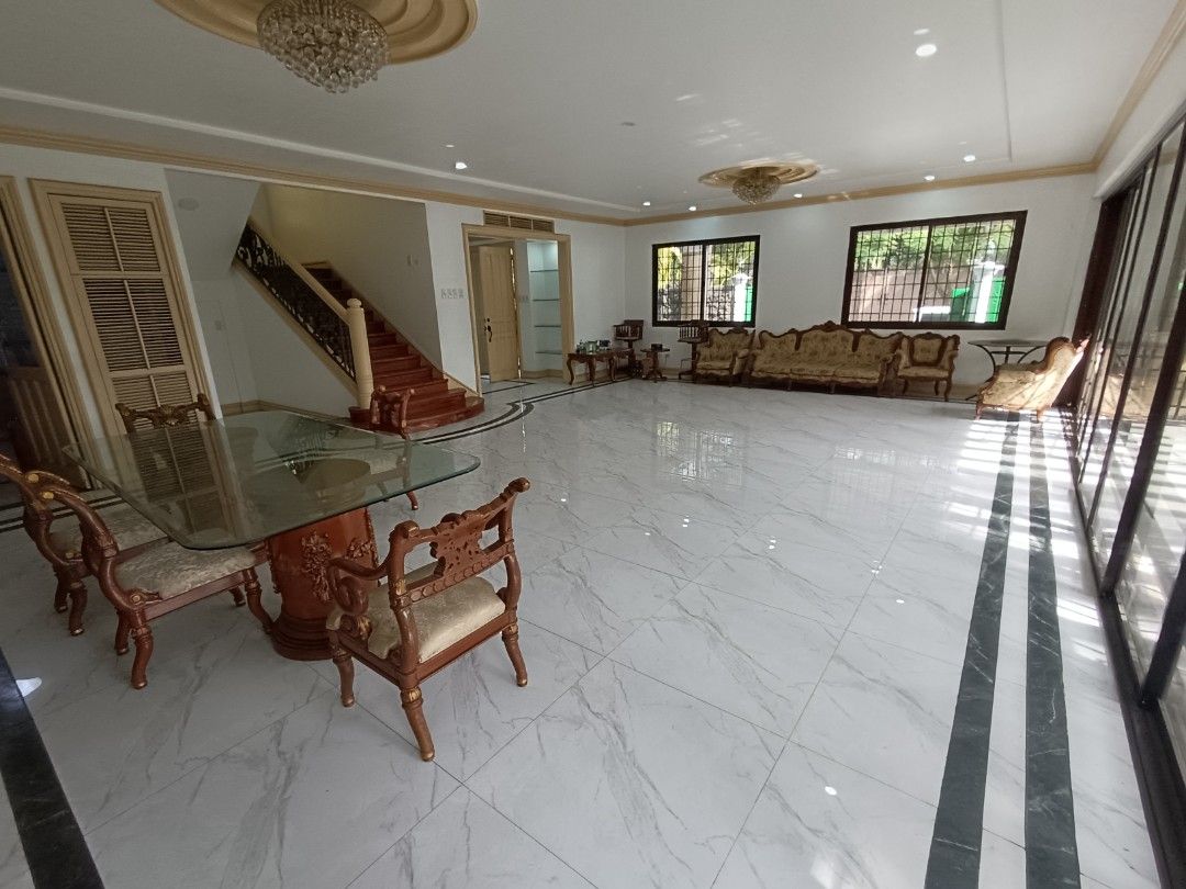 ACROPOLIS HOUSE AND LOT (Category: House & Lot) located in Paranaque City. Submitted by winkyv (Listing ID 1443258564, Image 2). Description: Acropolis Property For Sale Corner lot/ Prime location Lot area 414 sqm Floor area approx 1000sqm 4 car garage 5 Br / T&B Maids/driver's room with own T&B 195M negotiable I am direct to the owner. 09055511174 09190751174 https://youtube.com/shorts/H-JImezbU4I?si=xf_r9Rs7ZEJ1MgMb.