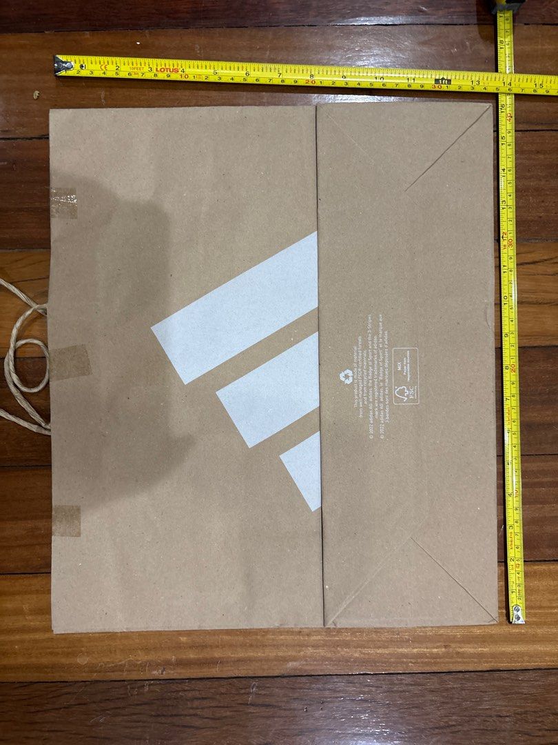 Adidas Adiclub Kraft paper bag Large (Category: Tote Bags) located in Valenzuela. Submitted by cletini (Listing ID 1443242675, Image 3). Description: With tapes in one side of opening .