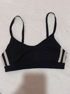 (Category: ) located in . Submitted by celinaco (Listing ID 1443239576, Image 1). Description: .