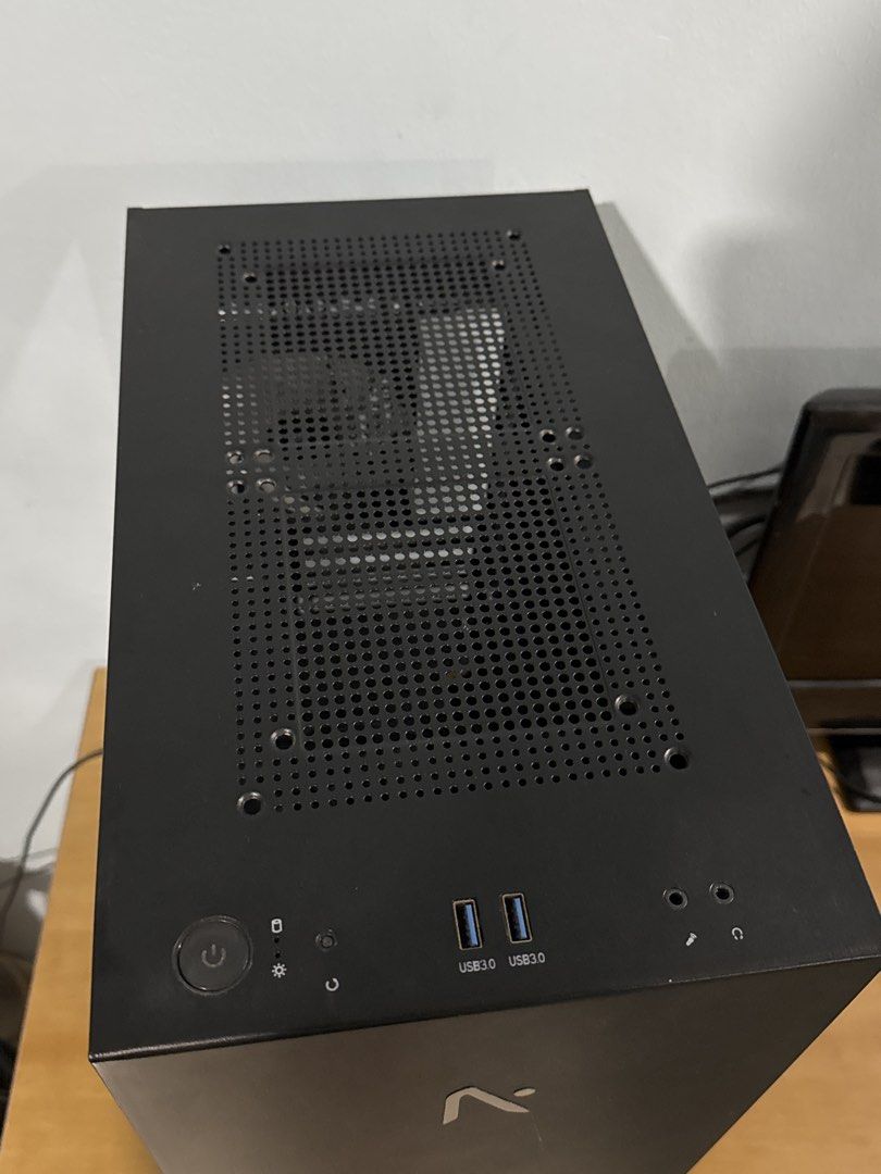 Aftershock Black MATX PC Case with Tempered Glass Side Panel479622722476451844
