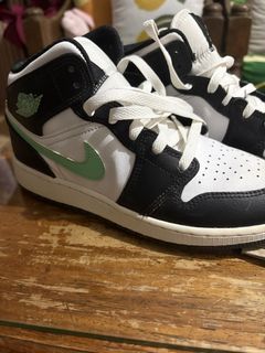 (Category: ) located in . Submitted by pie721 (Listing ID 1443212703, Image 1). Description: .