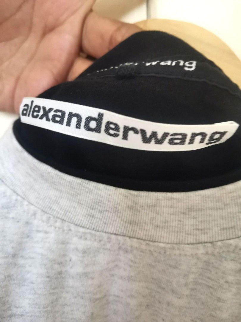 Alexander Wang Boxy Type Shirt Incorporated 2019 (Category: Luxury Apparel) located in Pagsanjan. Submitted by japan.streetwear.to.ph (Listing ID 1443212413, Image 2). Description: Alexander Wang Script Incorporated 2019 Boxy Tshirt Excellent As New Condition Small to Medium (L26" x W21.5") 2800php plus shipping fee.