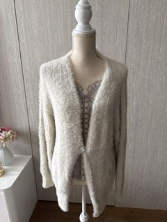 （分類：）位於 。 由 zxy.closets 提交（商品編號 1443156089，圖片 1）。簡介： 。