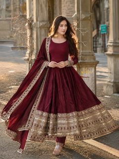 (Category: ) located in . Submitted by jr.fashion. (Listing ID 1443281257, Image 1). Description: .