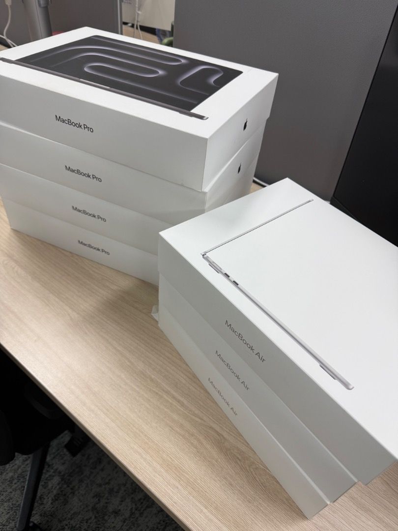 Apple MacBook Pro / MacBook Air Original Box (Empty Box)