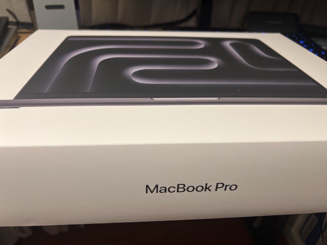 Apple MacBook Pro Laptop479485270510151681