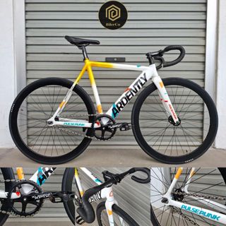 (Category: ) located in . Submitted by bikeco (Listing ID 1443277100, Image 1). Description: .