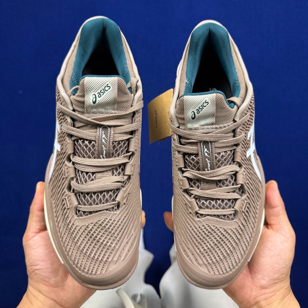 Asics Gel-Resolution Dusty Taupe White Teal Hard Court Tennis Shoes (Category: Sneakers) located in Singapore. Submitted by veritynew66 (Listing ID 1443255290, Image 3). Description: .