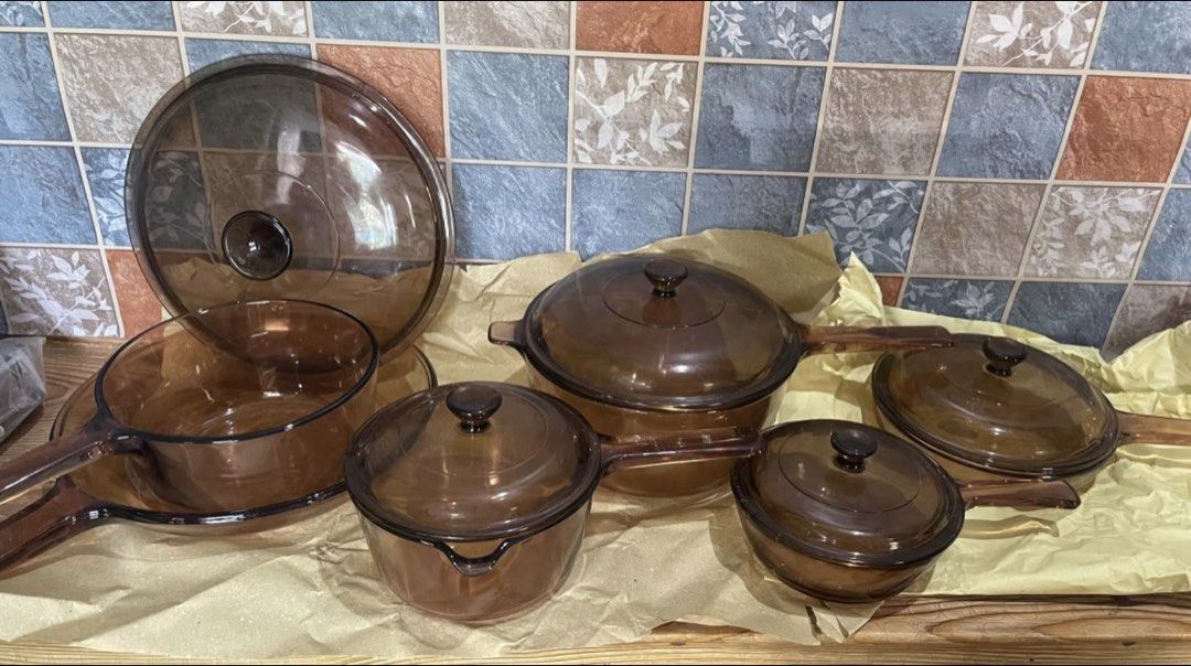 authentic Vision set (Category: Other Kitchenware & Tableware) located in Muntinlupa City. Submitted by ababrl (Listing ID 1443145398, Image 2). Description: All in set brand new RFS: Never been used nakadisplay lang moving out .