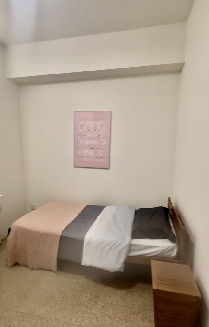 (Category: ) located in . Submitted by rentfastwithjanet (Listing ID 1443139194, Image 1). Description: .