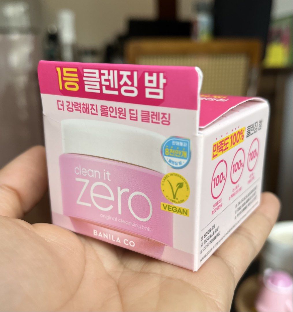 Banila Co Clean It Zero Cleansing Balm (Original) 25ml (Category: Face Care) located in Quezon City. Submitted by sustainable.sarah (Listing ID 1443150956, Image 1). Description: Banila Co Clean It Zero Cleansing Balm (Original) 25ml Clean It Zero Cleansing Balm Original Tired of battling stubborn makeup at the end of a long day? Meet the Clean It Zero Original Cleansing Balm—your new best friend in skincare. This best-selling balm is crafted for