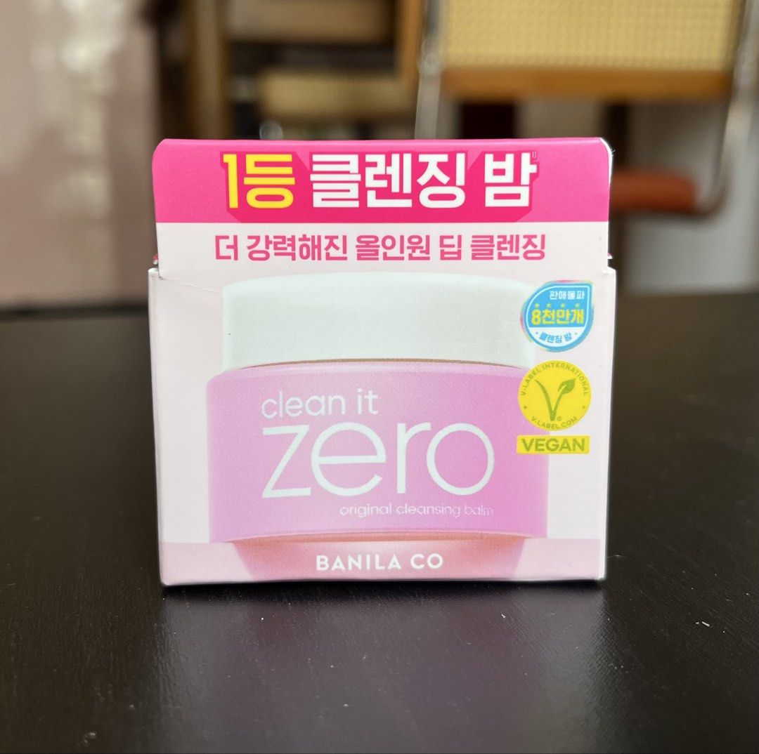 Banila Co Clean It Zero Cleansing Balm (Original) 25ml (Category: Face Care) located in Quezon City. Submitted by sustainable.sarah (Listing ID 1443150956, Image 2). Description: Banila Co Clean It Zero Cleansing Balm (Original) 25ml Clean It Zero Cleansing Balm Original Tired of battling stubborn makeup at the end of a long day? Meet the Clean It Zero Original Cleansing Balm—your new best friend in skincare. This best-selling balm is crafted for