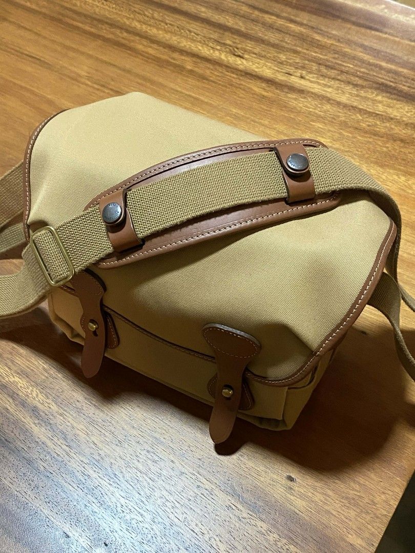 Billingham for Leica Camera Bag (Category: Sling Bags) located in San Fernando. Submitted by filmburrrn_ (Listing ID 1443264069, Image 3). Description: Letting go of my last Billingham bag for Leica. Slightly used, carefully kept, and still in excellent condition. price is ₱13,000..