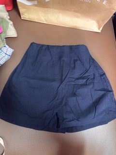 (Category: ) located in . Submitted by thriftchic__ (Listing ID 1443143468, Image 1). Description: .