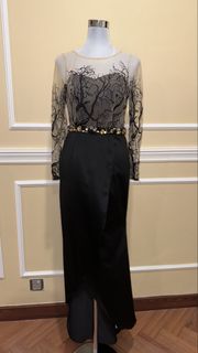 (Category: ) located in . Submitted by maisonrewear (Listing ID 1443280352, Image 1). Description: .