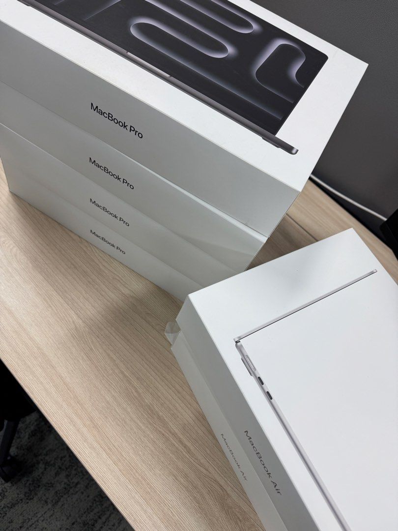 BOX ONLY!!!Apple MacBook Pro and MacBook Air Boxes