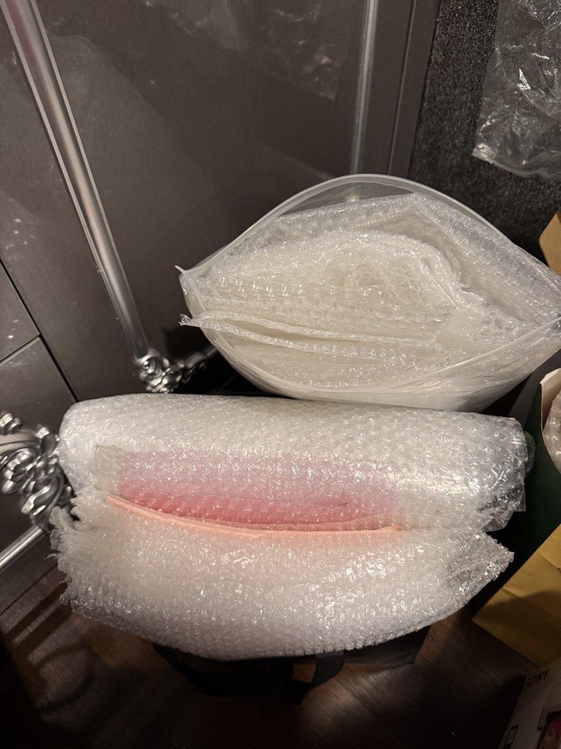 Bubble Wrap479690497585336320