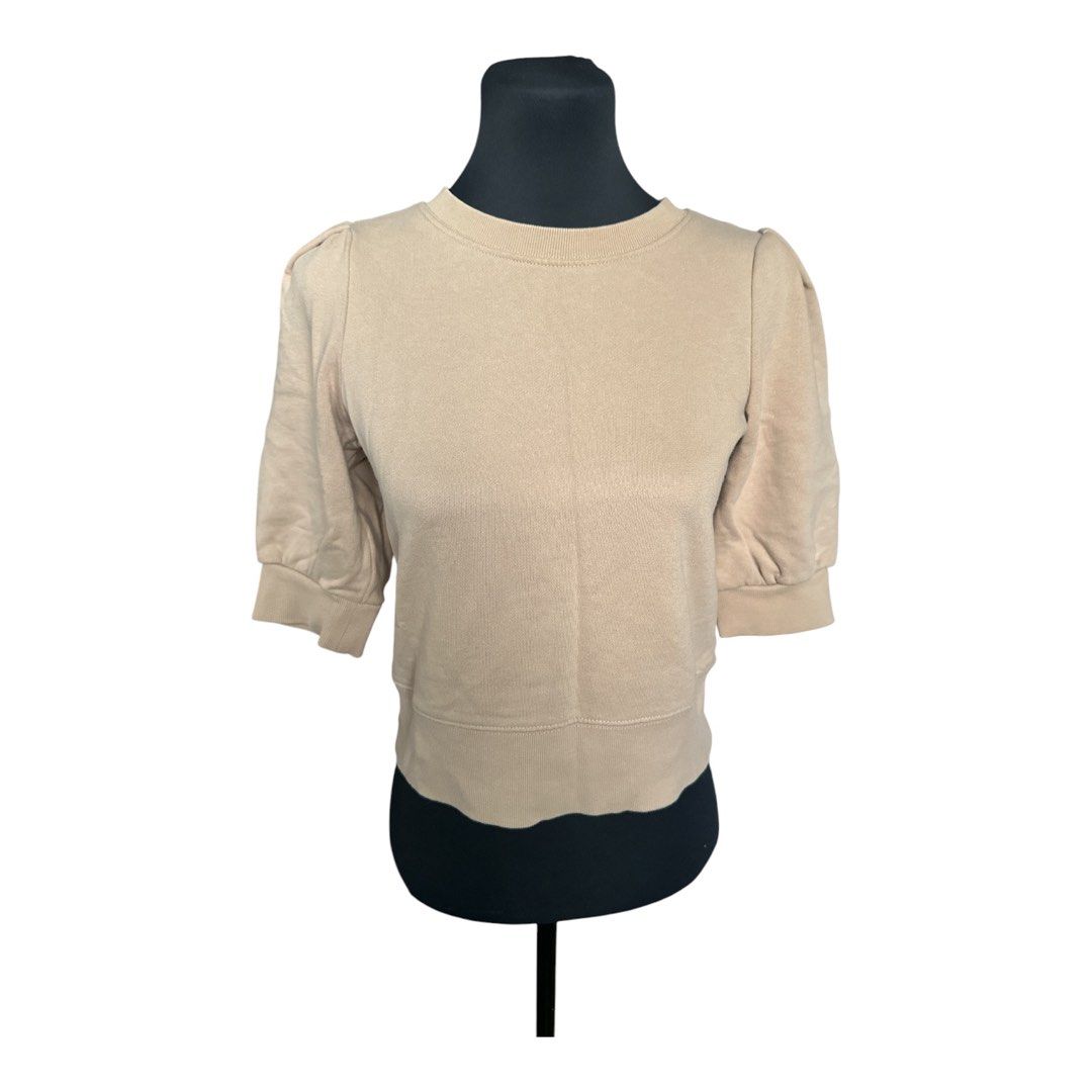 Bundle Sale: H&M 100% Cotton Blouses (Category: Blouses) located in Santa Rosa. Submitted by Minerva_Shelter (Listing ID 1443205536, Image 2). Description: Bundle Sale: H&M 100% Cotton Blouses Measurements: manually measured when laid flat Shoulder Width: 12 inches Chest: 18 inches (pit to pit) Sleeve Width (shoulder to armpit): 9 ½ inches Sleeve Length: 14 inches Length: 19 inches Size: XS, best fit: XS- small Design: - Classy and comfy - Puff s