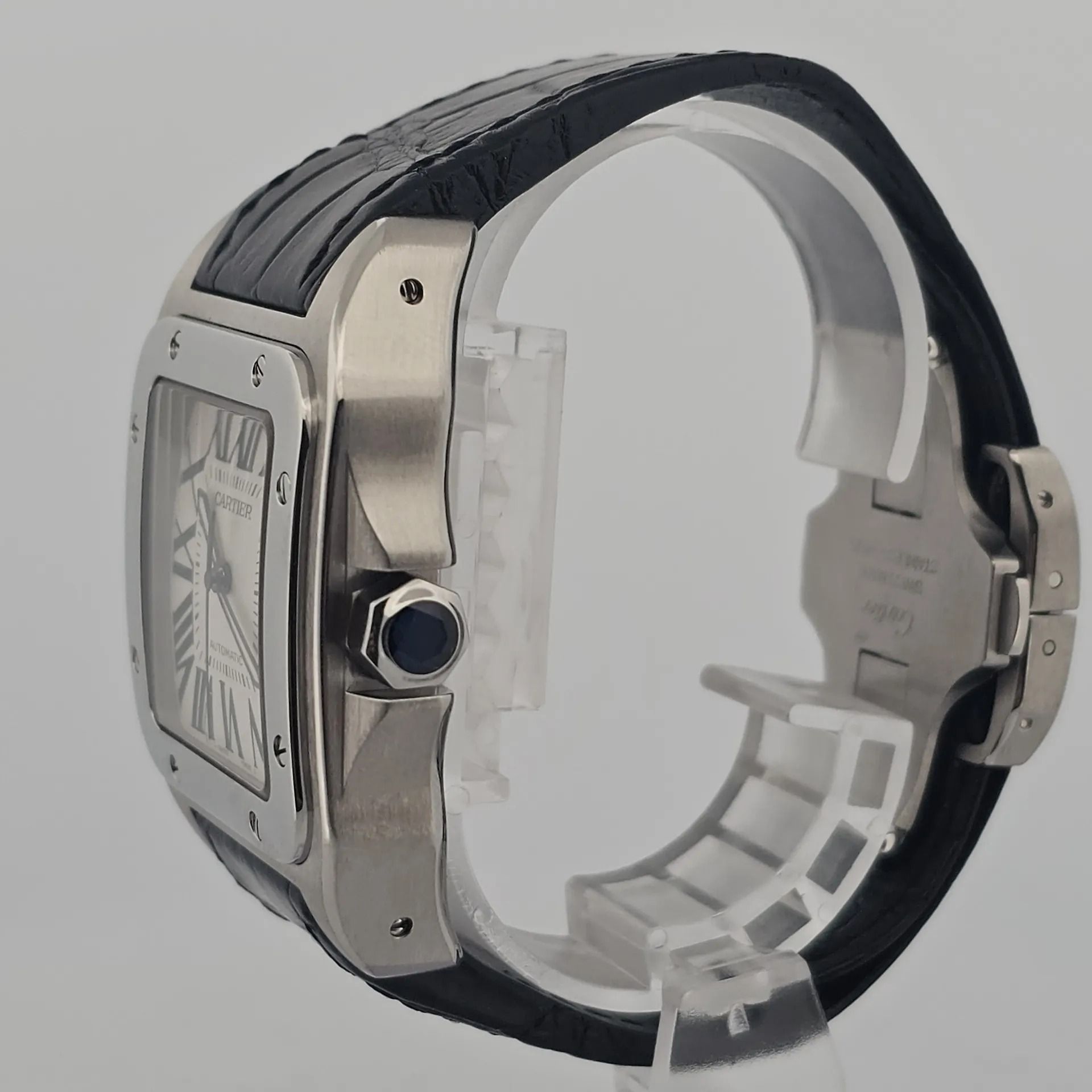 Cartier Santos 100 W20073X8 (Category: Watches) located in Singapore. Submitted by watchbanka23 (Listing ID 1443212467, Image 2). Description: WW0038CTR Watch Condition Very Good Warranty Card Year 2013 Diameter 38mm Movement Automatic Case Material Steel Dial Color White Accessories Includes original documentation ---------------------------------------------------------- Most Subscribed Watch Youtube Channel in Hong Kong no.1 Watch Consignment 