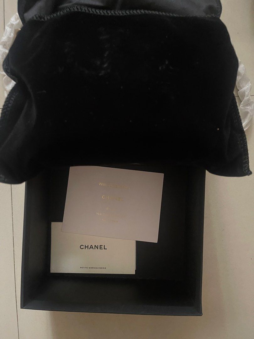 Chanel Black Quilted Caviar Leather Mini Bag (Category: Luxury Bags & Wallets) located in Quezon City. Submitted by kingcurator (Listing ID 1443217253, Image 3). Description: - gift with purchace Chanel Mini Bag - Material: Black Caviar Leather - Design: Classic Quilting - Hardware: Gold CC Logo - Closure: Zipper - Includes: Dust Bag, Box, Authenticity Cards - Ideal for: Carrying essentials.