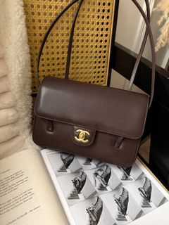 (Category: ) located in . Submitted by chicluxury (Listing ID 1428989725, Image 1). Description: .