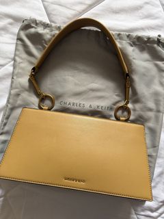 (Category: ) located in . Submitted by mixpreloved07 (Listing ID 1443151029, Image 1). Description: .