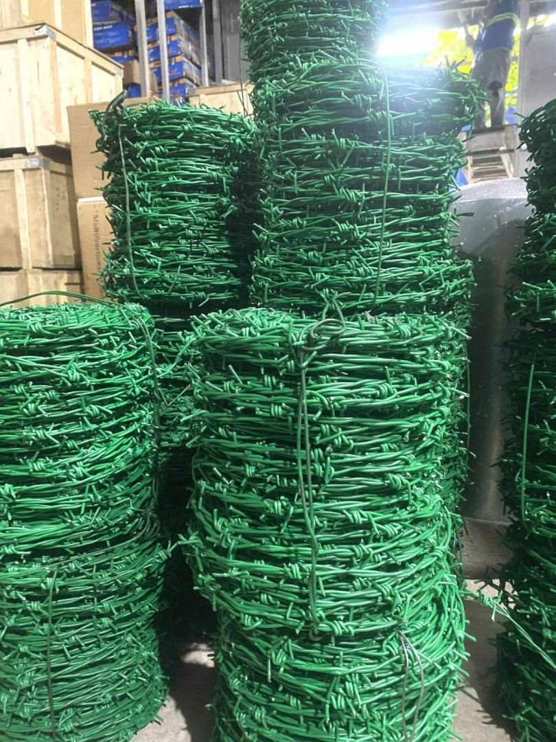 Coated barb wire (Category: Everything Else Others) located in Manila. Submitted by 09171479278_elsie. (Listing ID 1443190654, Image 3). Description: Size: 2.9mm x 100m x 15kg.