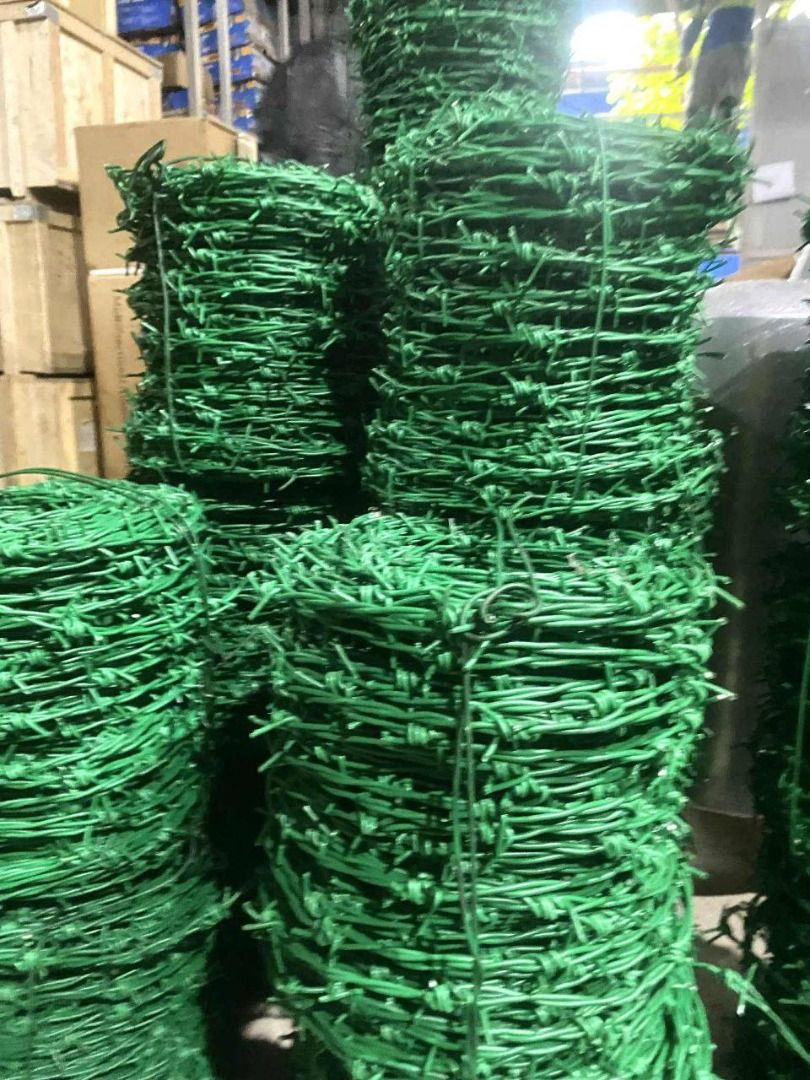 Coated barb wire (Category: Everything Else Others) located in Manila. Submitted by 09171479278_elsie. (Listing ID 1443190654, Image 2). Description: Size: 2.9mm x 100m x 15kg.