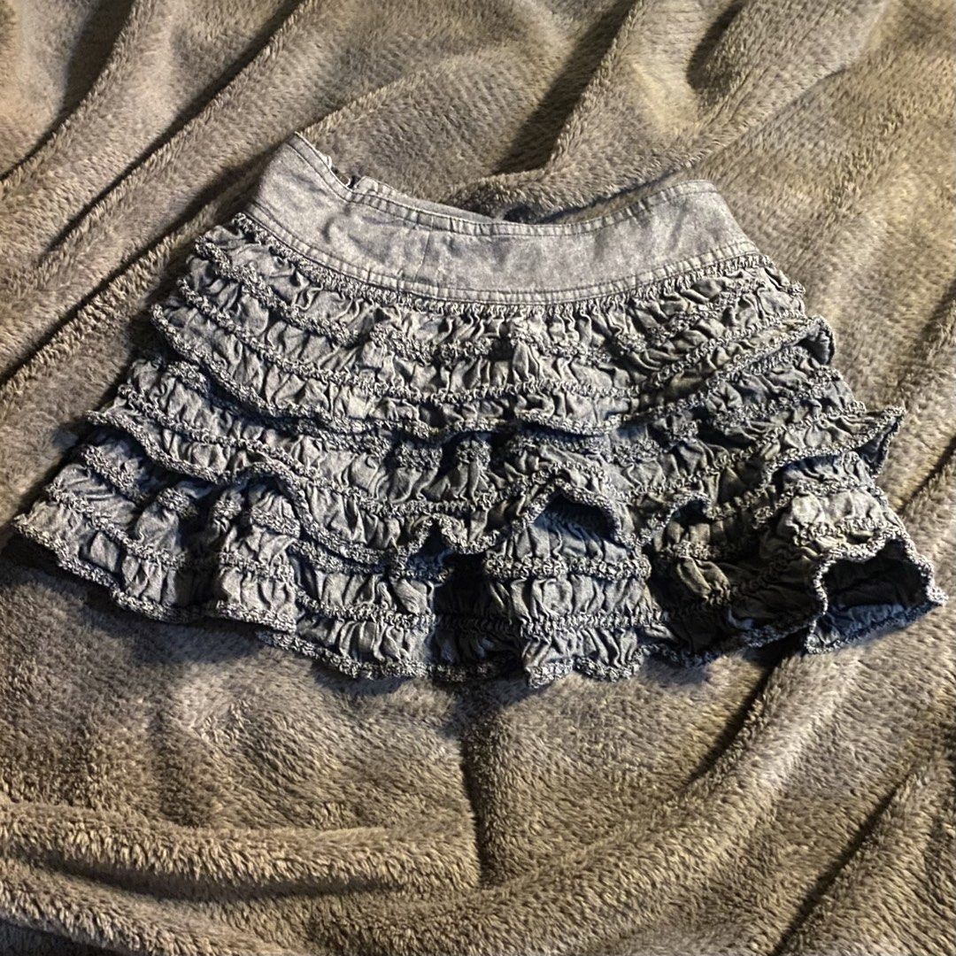 Coquette Ruffled Skirt (Category: Skirts) located in Makati City. Submitted by basedg0d (Listing ID 1443239979, Image 1). Description: fits XS-S tags: lolita fashion, gyaru, fatal frame, dark coquette, jfashion.