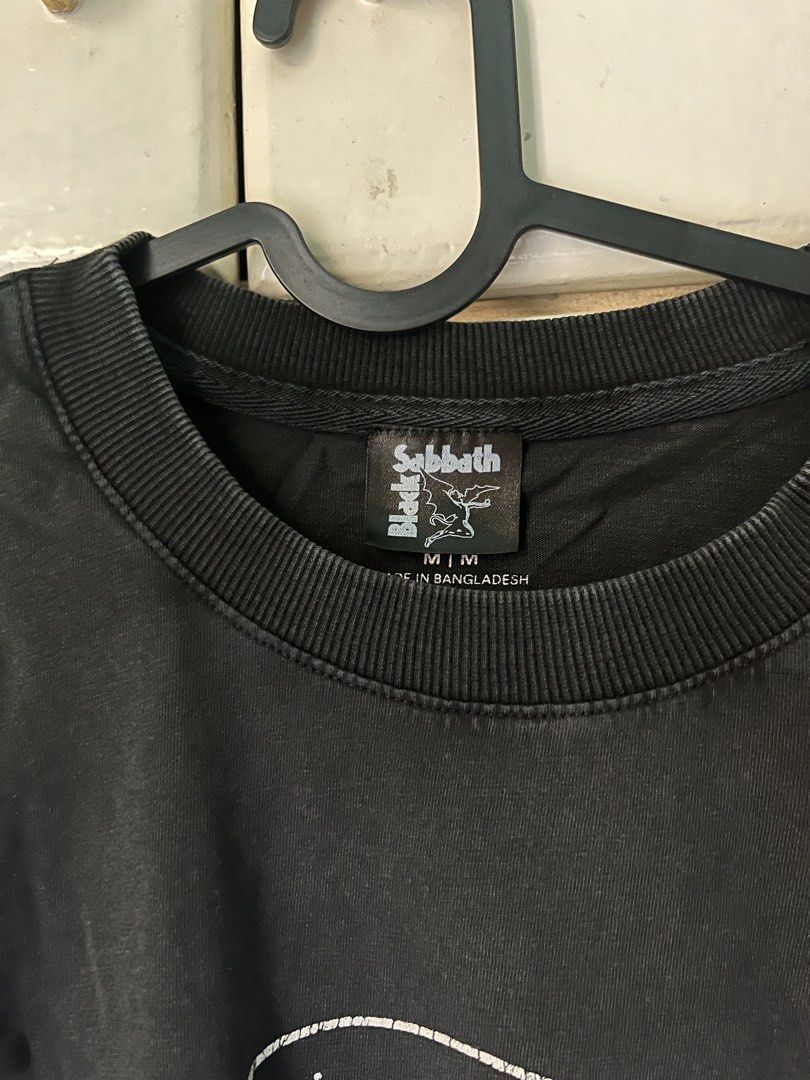 Cotton On Black Sabbath Graphic Tee (Category: Tshirts & Polo Shirts ) located in Las Pinas. Submitted by beandor (Listing ID 1443189025, Image 2). Description: 23x27 size M on tag no issues rfs: decluttering .