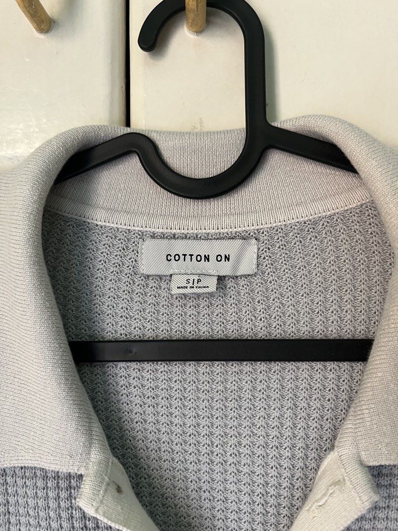 Cotton On Knitted Polo Shirt (Category: Tshirts & Polo Shirts ) located in Las Pinas. Submitted by beandor (Listing ID 1443191577, Image 2). Description: 21x28 size S on tag no issues rfs: decluttering .