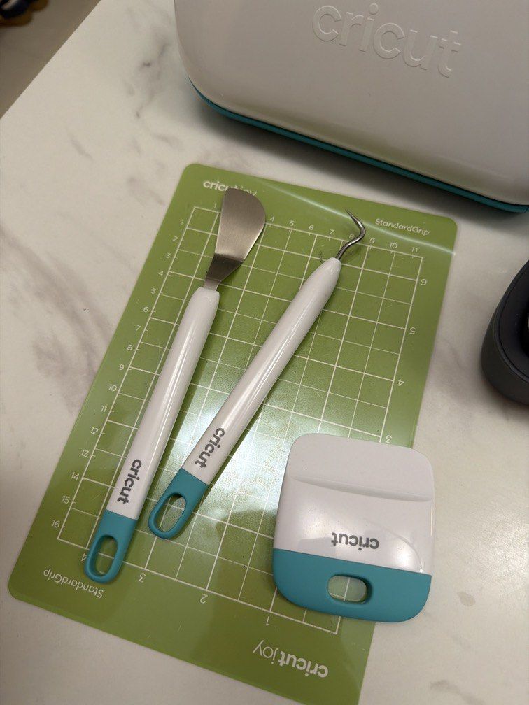 Cricut joy portable and iron (Category: Community) located in Taguig. Submitted by kyracarrillo (Listing ID 1443243896, Image 2). Description: Barely used Not using it anymore.