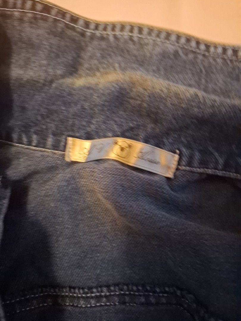 Cute patchwork bear denim jacket (Category: Coats, Jackets and Outerwear) located in Singapore. Submitted by celestz (Listing ID 1443161966, Image 3). Description: .